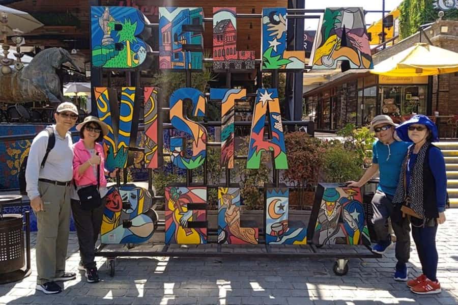 Santiago de Chile: Half-Day City Tour with Local Cuisine - Bellavista and the optional Chilean meal