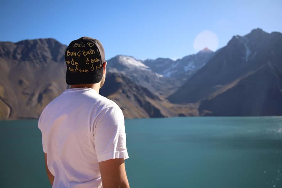 Santiago: Full day Embalse del Yeso, Casa de Chocolate, picnic & Hot Springs - The mountain views at Embalse del Yeso