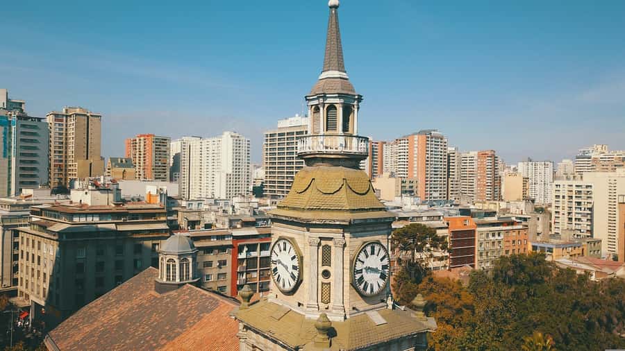 Santiago: Guided Full-Day Walking Tour with a Chilean Lunch - Is $180 per person good value?
