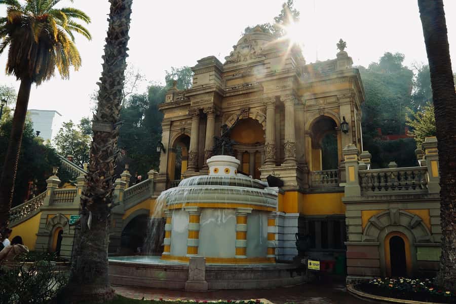 Santiago Half-Day Walking Tour with Hotel Pick up & Brunch - Is $48 a fair price?