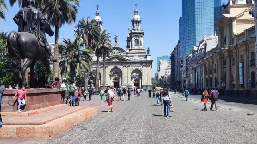 Santiago: Highlights Private City Tour - Practical details that can improve the morning