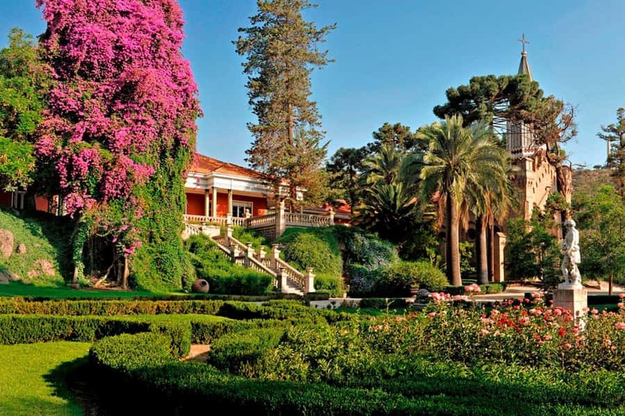 Santiago: Main Chilean Wineries Private Half-Day Tours - Concha y Toro and the Casillero del Diablo cellar