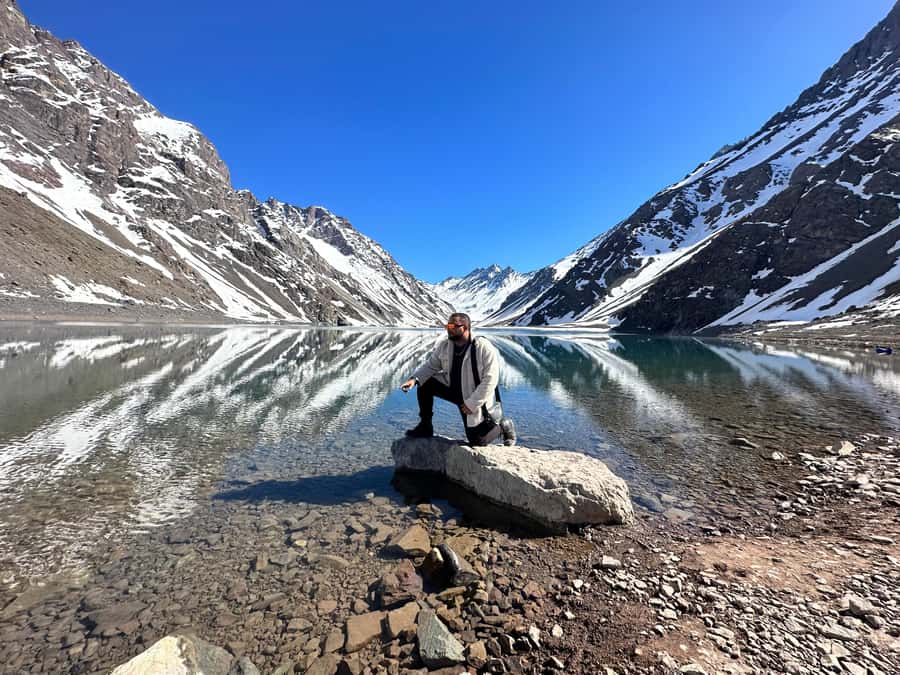 Santiago: Portillo and Laguna del Inca Day Trip with Picnic - Ruta Los Caracoles and curve 17