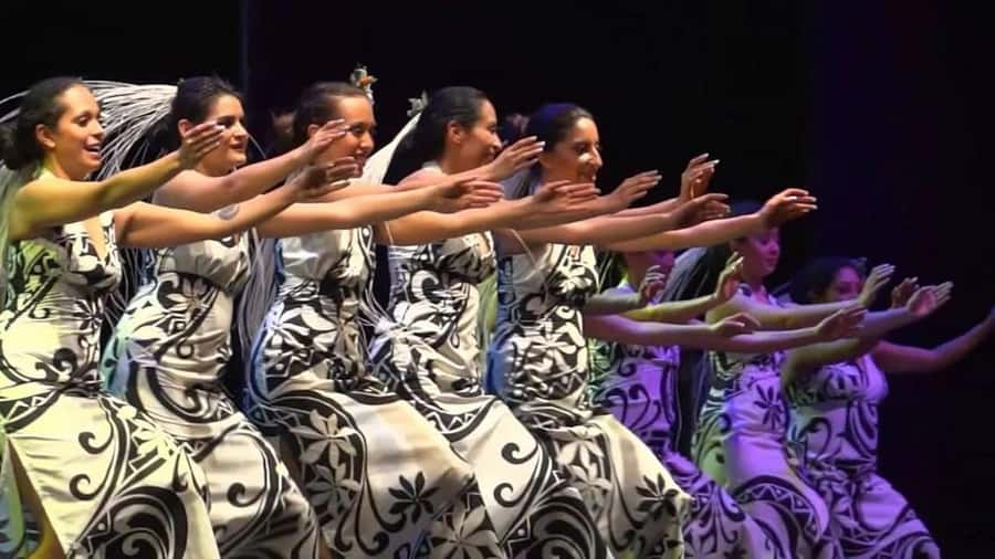 Santiago: Private Dinner & Chilean Folk Show with Transfers - What the $126 price includes