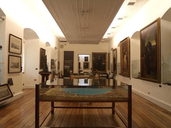 Santiago Private Walking Tour with a Local - A flexible way to meet Santiago