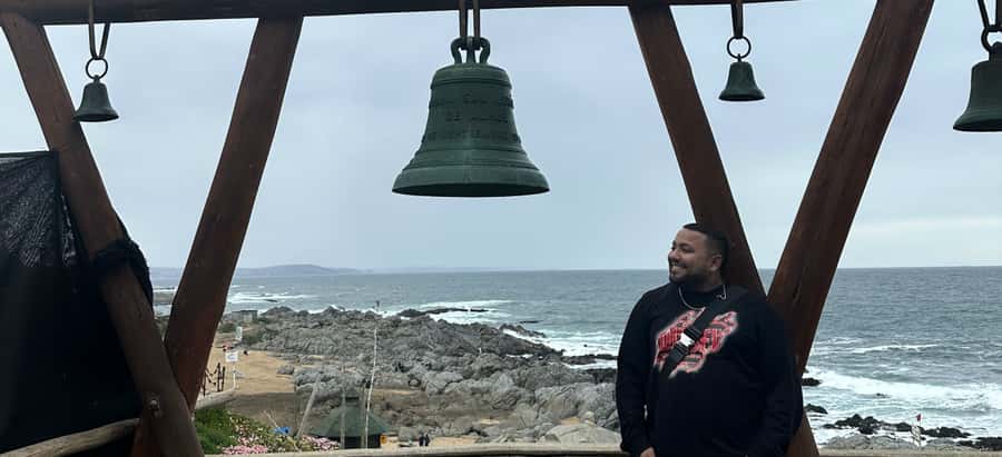 Santiago: Tour to Isla Negra, Algarrobo and Undurraga Wines - Who should book this tour