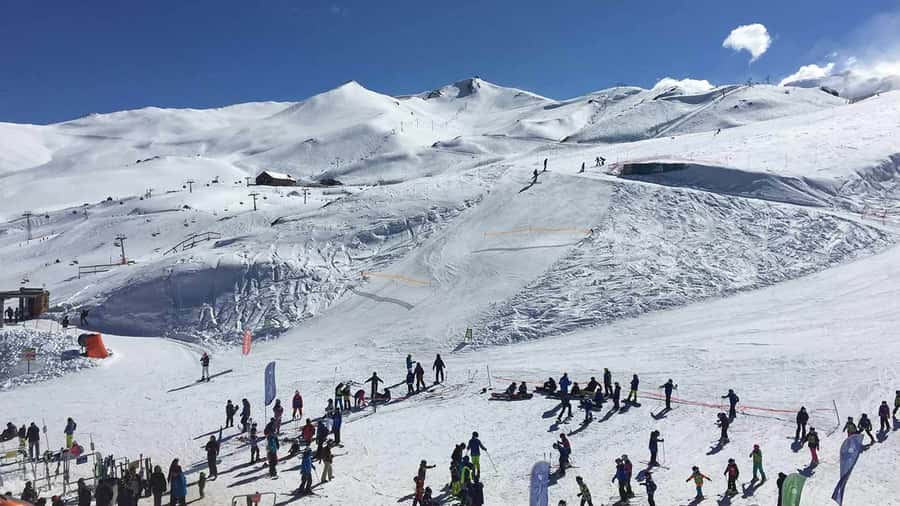 Santiago: Valle Nevado and Farellones Ski-Center Day Trip - The final climb to Valle Nevado