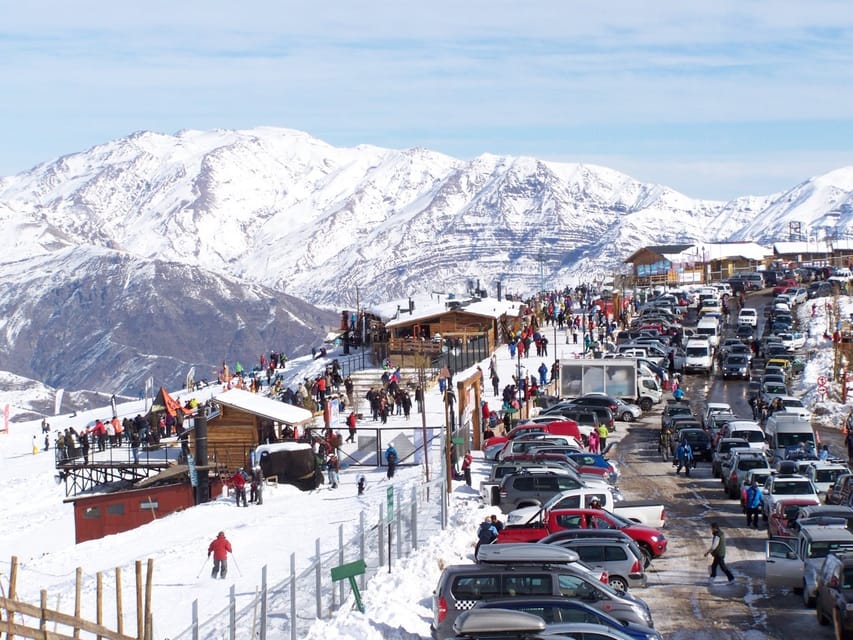 Santiago: Valle Nevado and Farellones Ski-Center Day Trip - Lunch and the long ride home