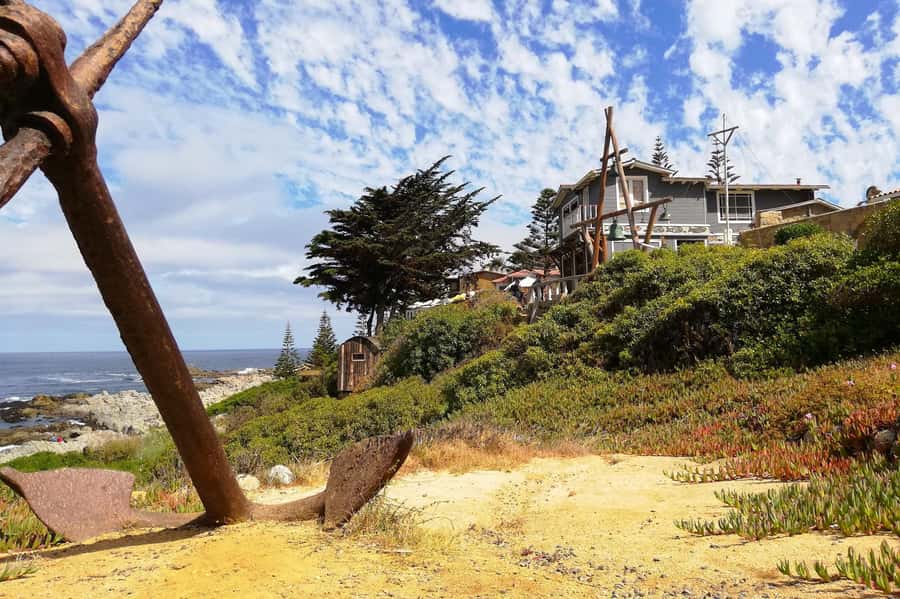 Santiago: Veramonte Vineyard, Isla Negra and Algarrobo, - The value of the $100 price