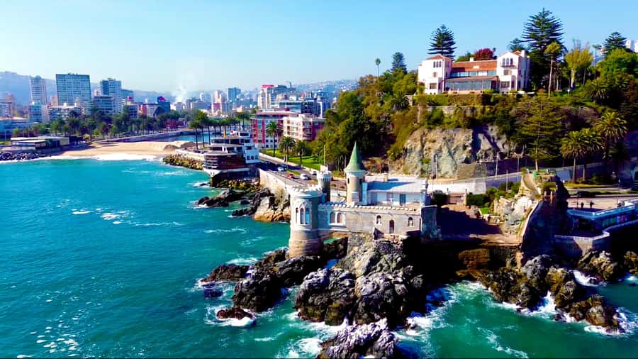 Santiago: Viña del Mar, Valparaiso, with Wine Tasting - A full coastal day from Santiago