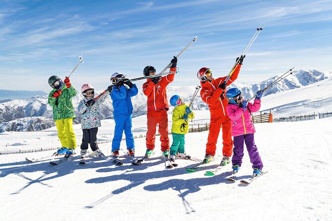 Skiing in Farellones Park: Ski Tickets, Lessons, Transportation and More - Parque Arauco is more than a pickup point