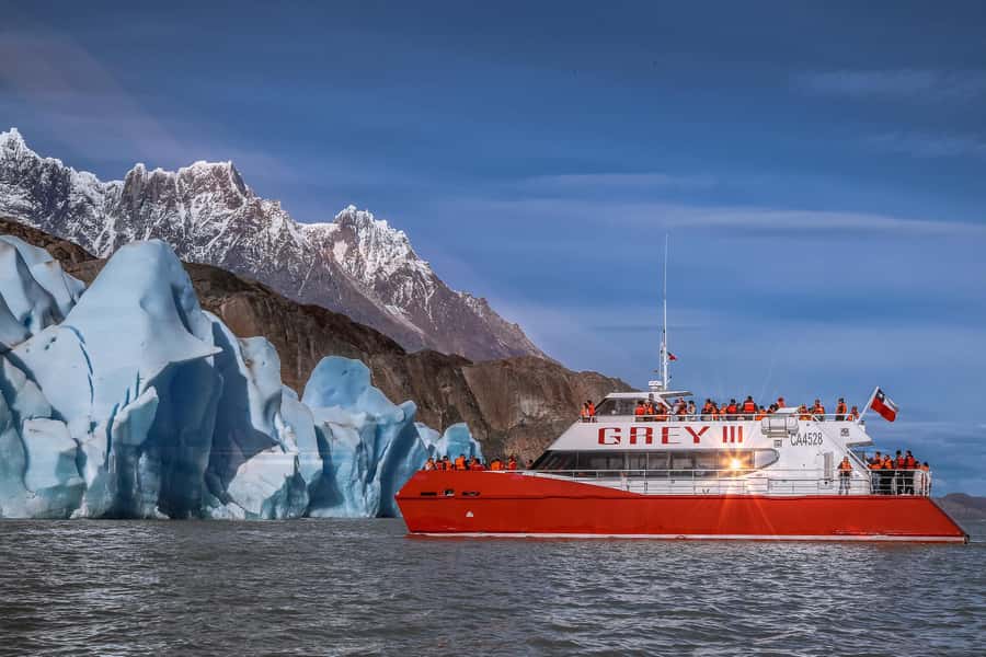 Torres del Paine: 3-Hour Scenic Boat Tour to Grey Glacier - The three-hour cruise across Grey Lake