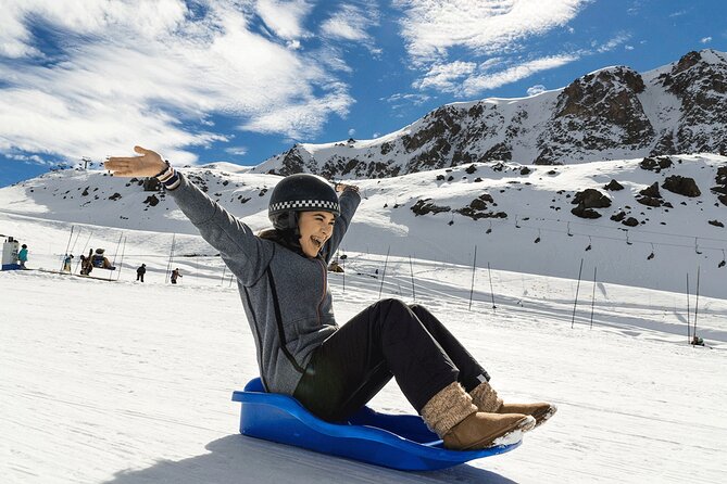 Tour Parque Farellones Ticket+Transportation, optional Snowwear - The ride from Santiago into the Andes