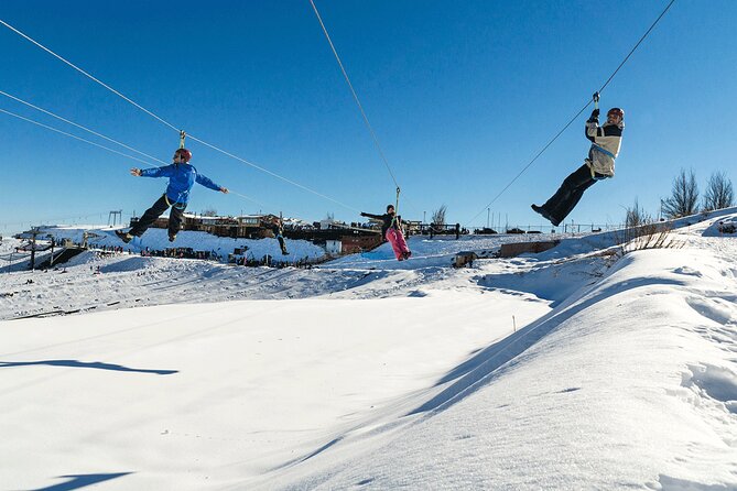 Tour Parque Farellones Ticket+Transportation, optional Snowwear - Small details that can save the day