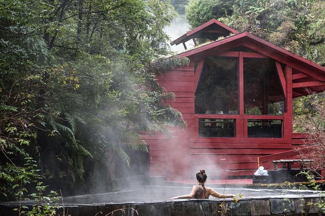 Trekking Mirador el volcano + Geometric hot springs - Key points to know before booking