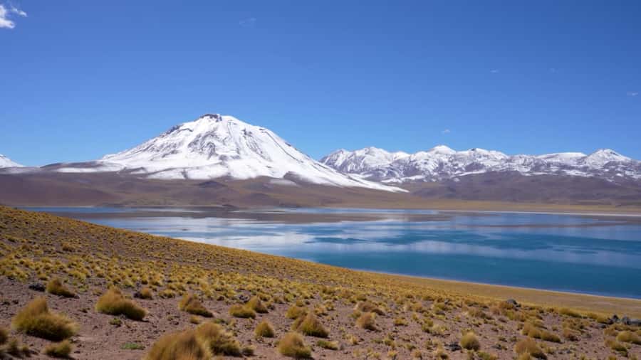Triple tour: Red stones, highland lagoons and Chaxa Lagoon - Breakfast with a view before the red rocks