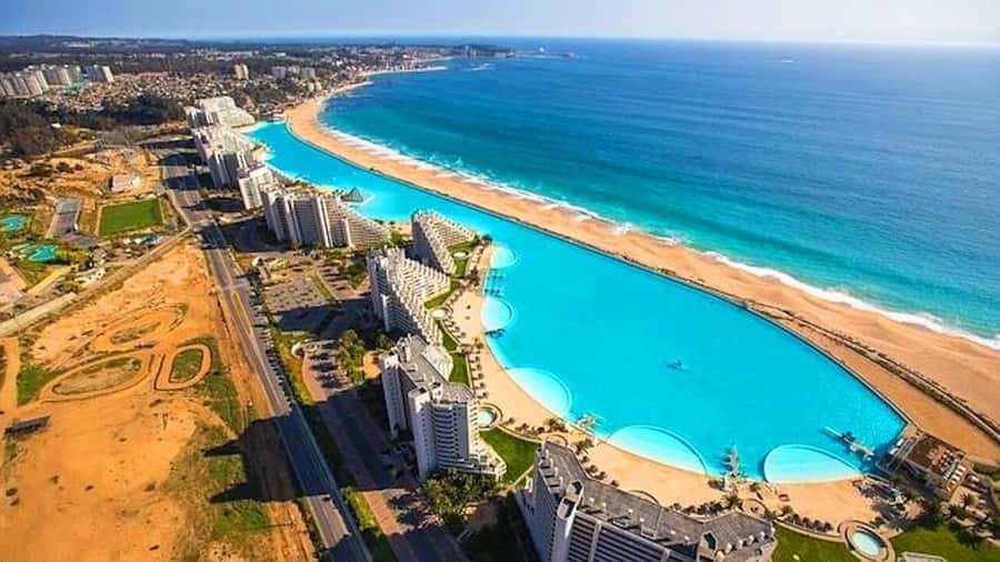 Undurraga + Isla Negra + San Afonso del Mar ----- Full day - What the $110 price really covers
