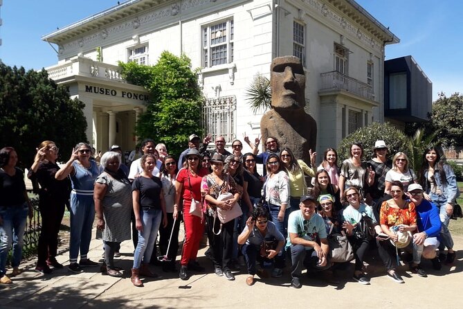 Valparaiso and Viña del Mar Tour and Casa Blanca Valley Wine Shop - The Fonck Museum’s original Easter Island Moai