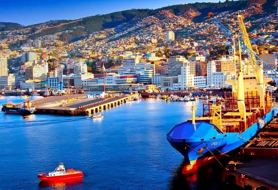 Valparaiso : Must-See Sites Walking Tour With A Guide - Pasaje Gálvez and Valparaíso’s street art