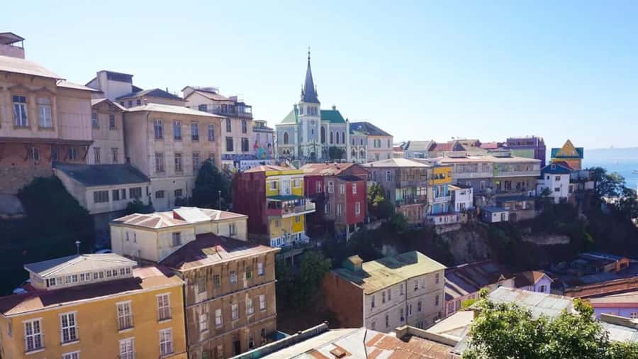 Valparaíso: Private Full Day Sightseeing Tour - Why Valparaíso feels unlike a normal sightseeing stop